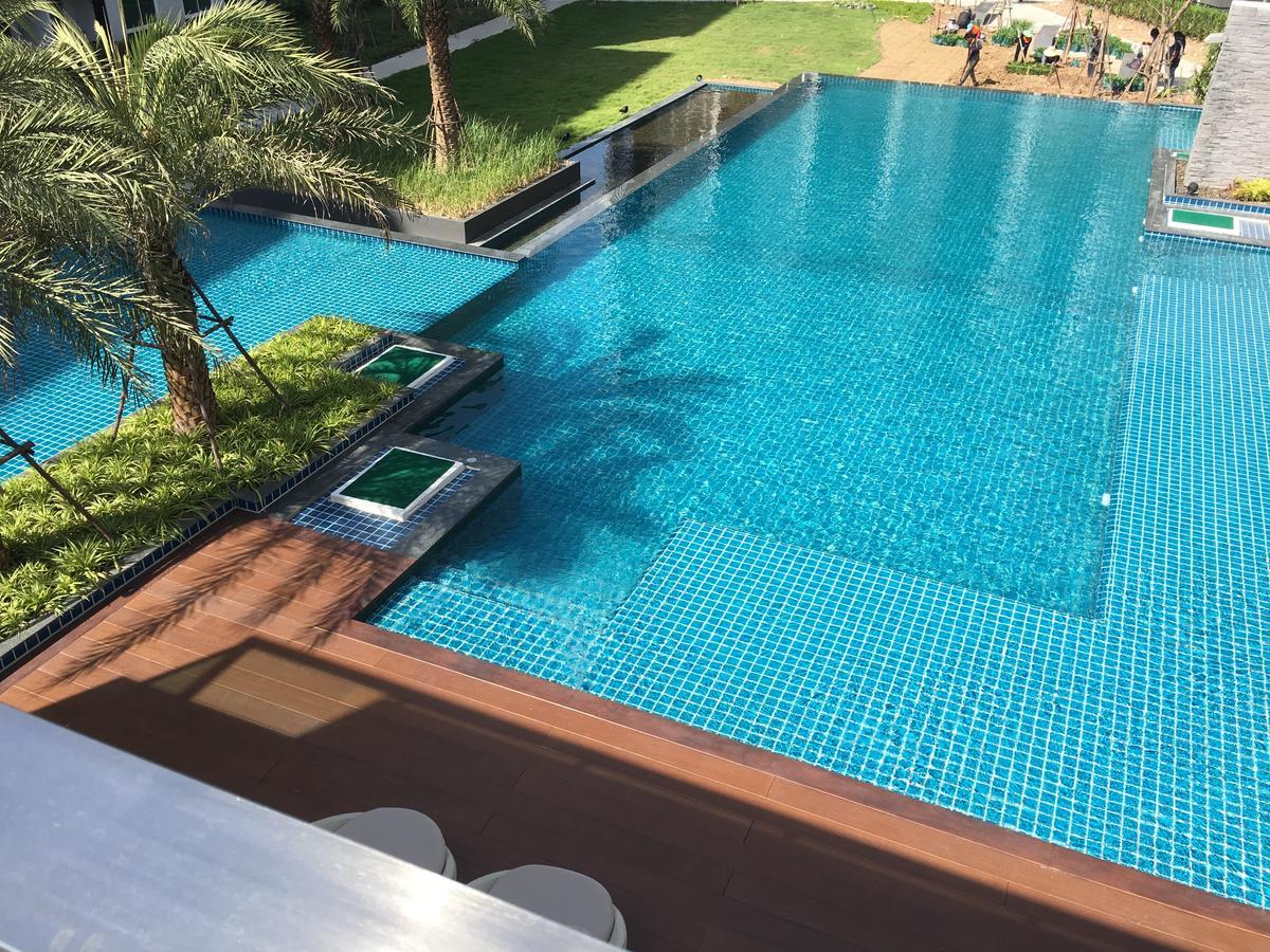 The Change Suites Korat Накхонратчасима Экстерьер фото